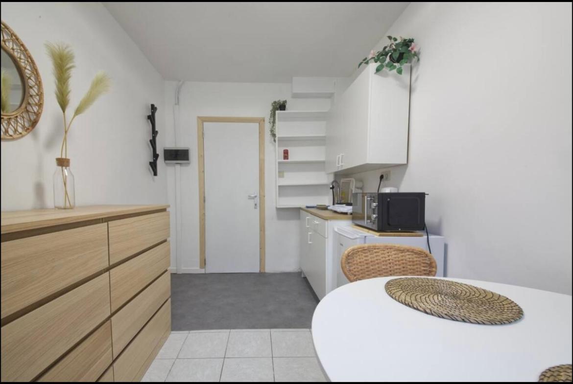 Ferienwohnung Bruxelles Nid Douillet Et Chaleureux Exterior foto